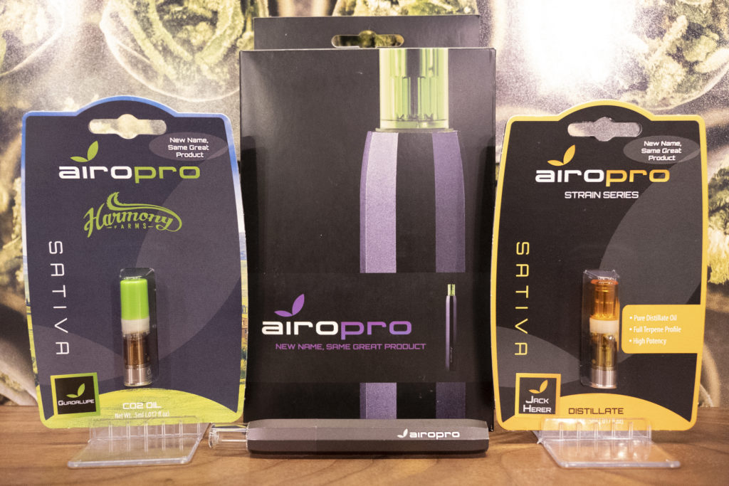 Airopro Vape Pen and Two Cartridges