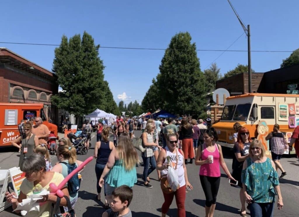 South Perry Street Fair Spokane Washington Summer Event