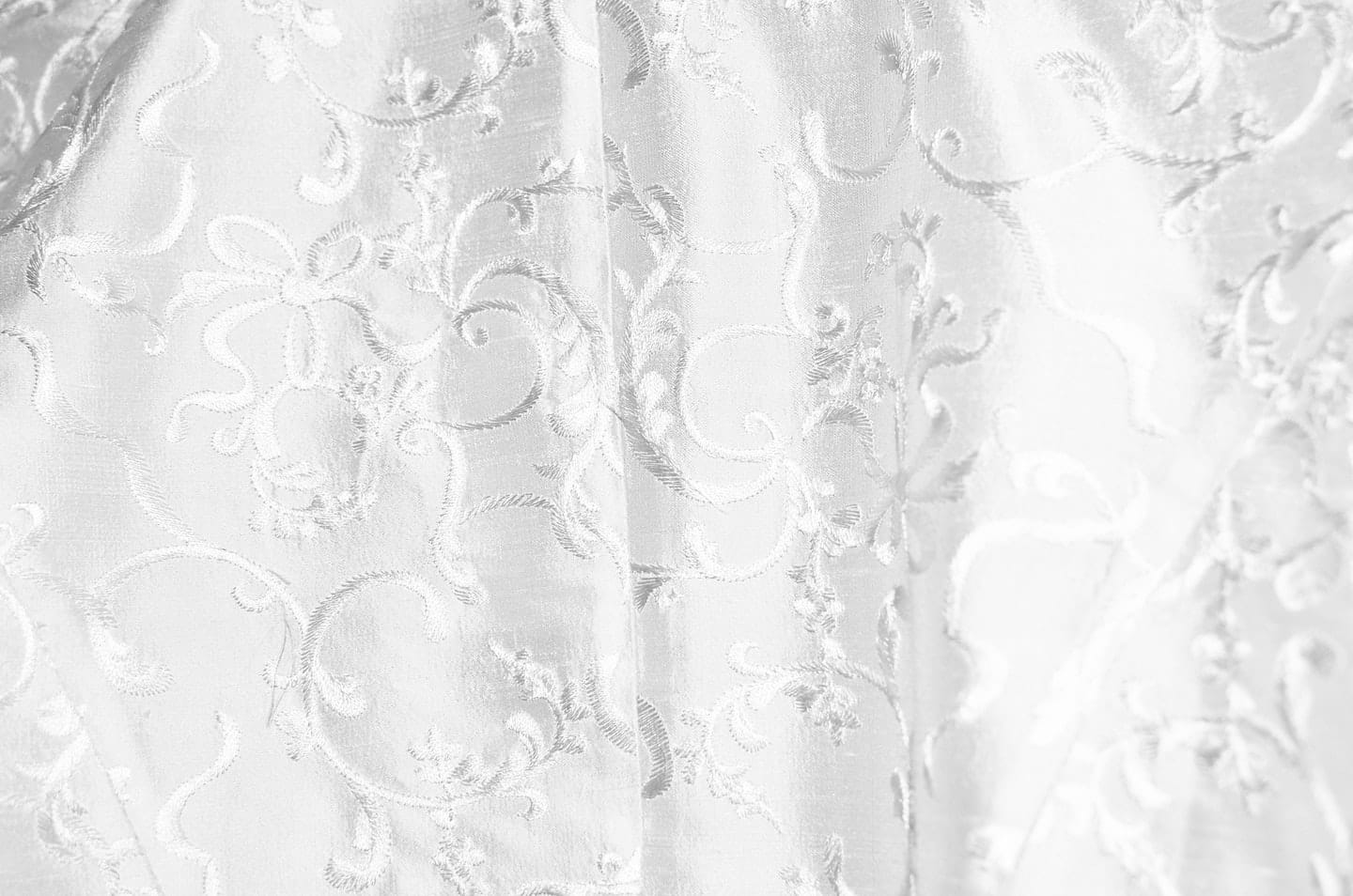 White Fabric to Represent the Strain Georgia White