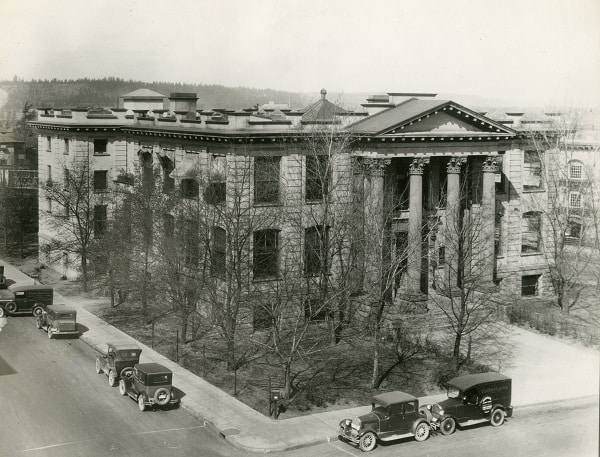 Historic Photo of the Carnegie Library in Spokane