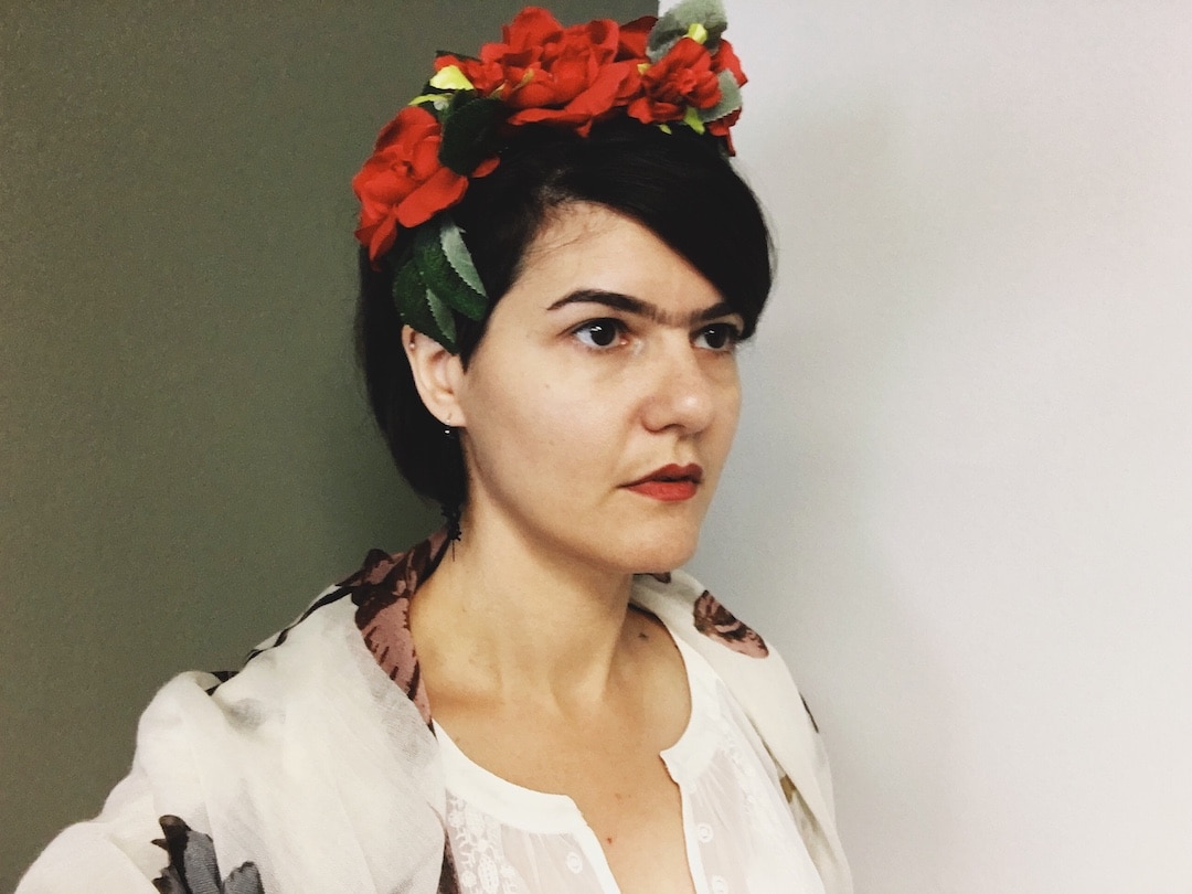Woman dressed as Frida Kahlo